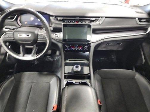 2021 Jeep Grand Cherokee L Laredo