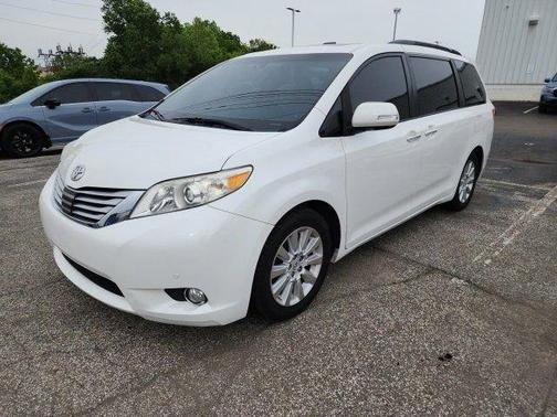 2013 Toyota Sienna XLE