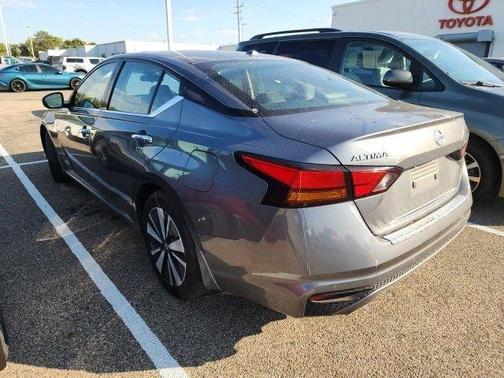 2022 Nissan Altima 2.5 SL