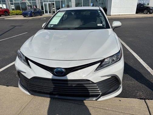 2023 Toyota Camry Hybrid LE