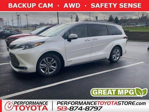 2021 Toyota Sienna 