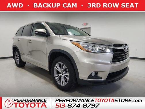 2016 Toyota Highlander LE