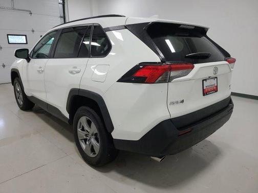 Ice 2024 Toyota RAV4 XLE