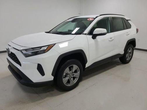 Ice 2024 Toyota RAV4 XLE