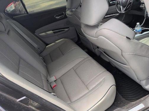 2019 Acura TLX V6 Advance