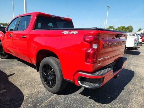 2022 Chevrolet Silverado 1500 Custom