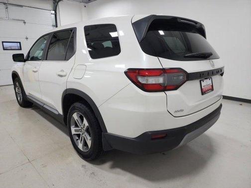 2023 Honda Pilot EX-L 7-Passenger