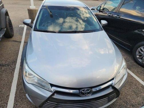 2016 Toyota Camry XLE