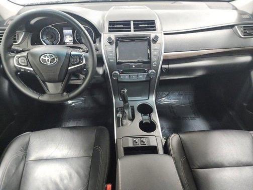 2016 Toyota Camry XLE