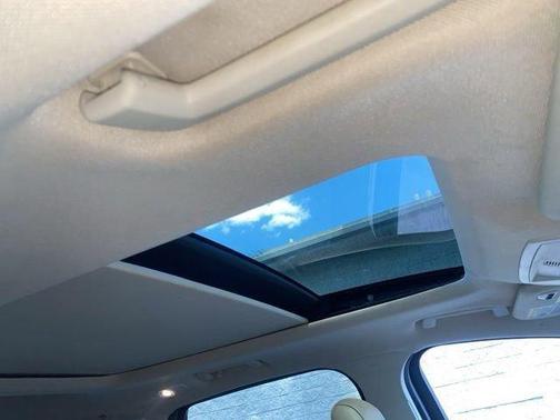 White Gold 2018 Ford Escape Titanium