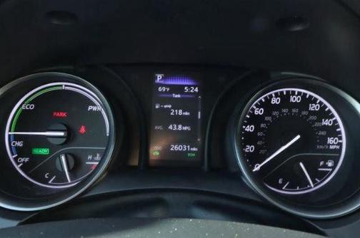 White 2022 Toyota Camry Hybrid LE
