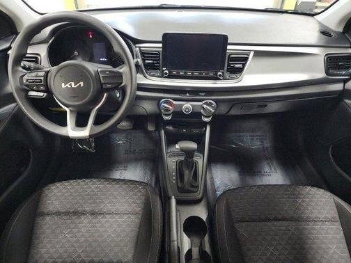 2022 Kia Rio LX