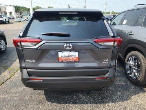 2025 Toyota RAV4 LE