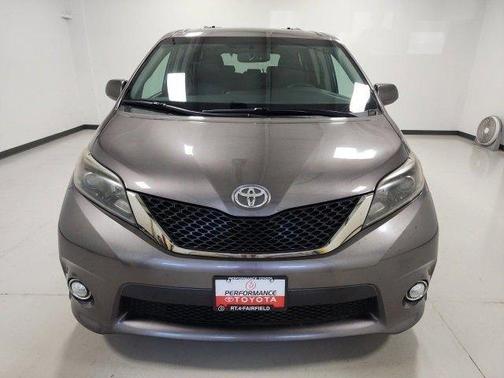 2015 Toyota Sienna SE