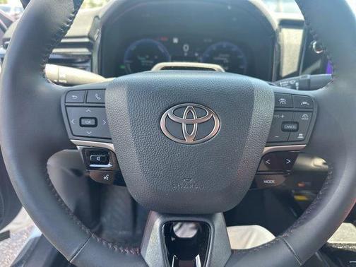 Wind Chill Pearl 2026 Toyota Camry XSE