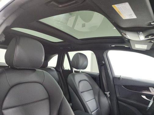 2022 Mercedes-Benz GLC 300 Base 4MATIC