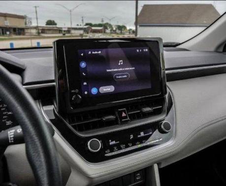 Wind Chill Pearl 2023 Toyota Corolla Cross L