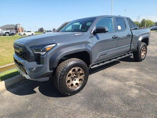 2025 Toyota Tacoma Hybrid Trailhunter