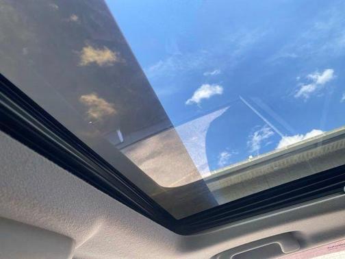 Super White 2020 Toyota 4Runner SR5