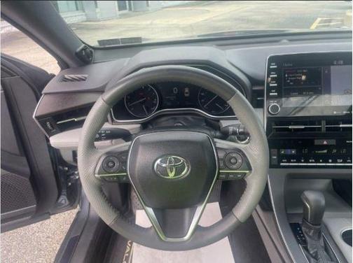 2019 Toyota Avalon XLE