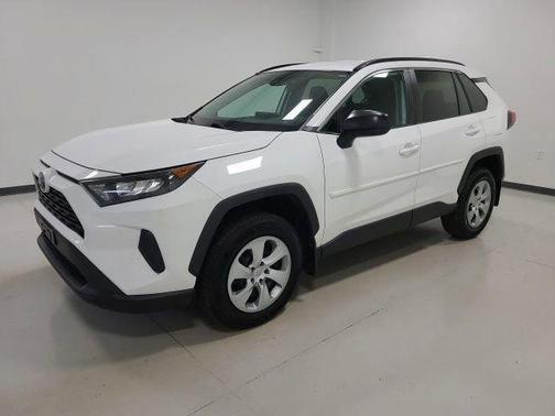 Super White 2019 Toyota RAV4 LE