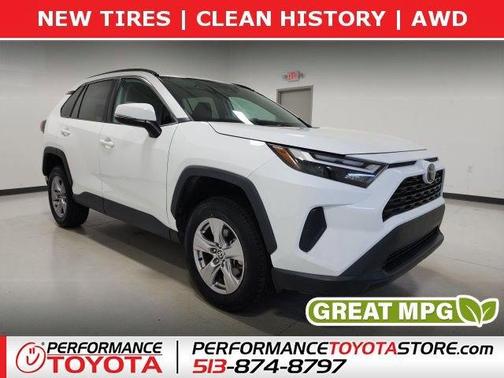 2022 Toyota RAV4 XLE