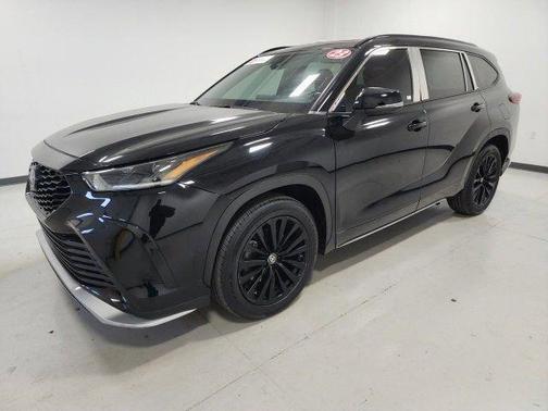 2023 Toyota Highlander XSE