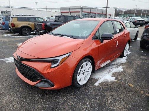 2026 Toyota Corolla Hatchback SE