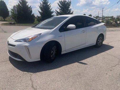 2019 Toyota Prius LE