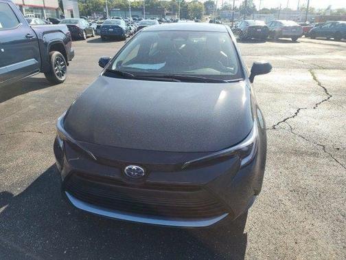 2025 Toyota Corolla Hybrid XLE