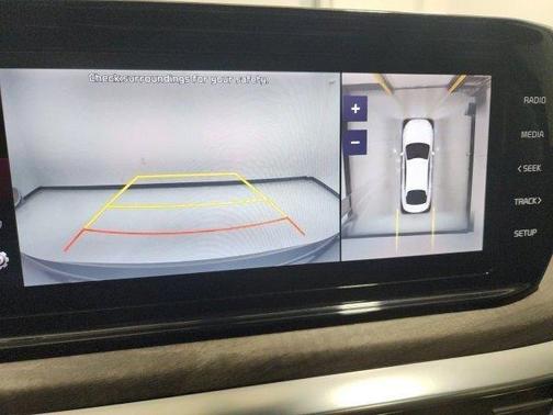 2022 Kia K5 EX