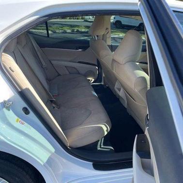 2018 Toyota Camry Hybrid LE