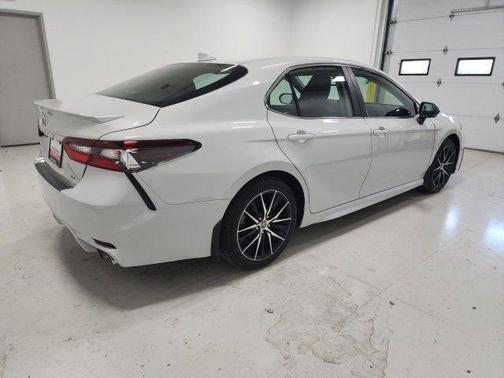2023 Toyota Camry SE Nightshade