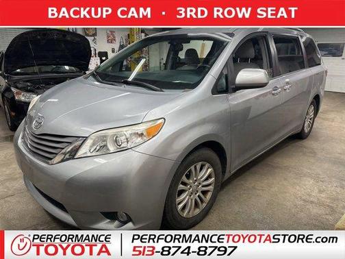 2015 Toyota Sienna XLE