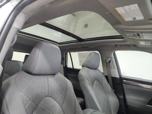 2024 Toyota Highlander Platinum
