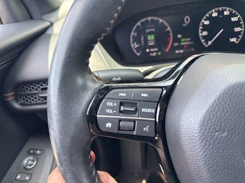 Pearl 2023 Honda HR-V Sport