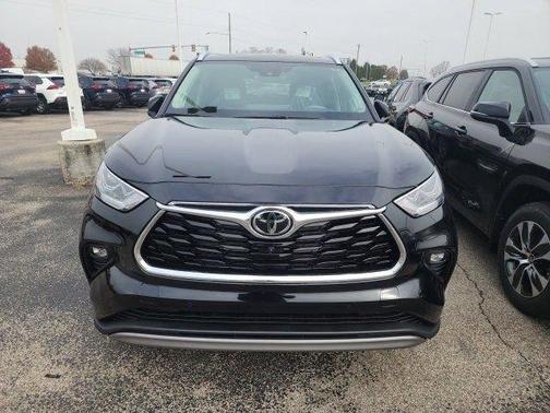 2026 Toyota Highlander 