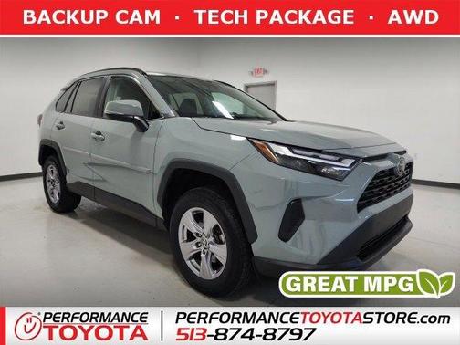 2022 Toyota RAV4 XLE