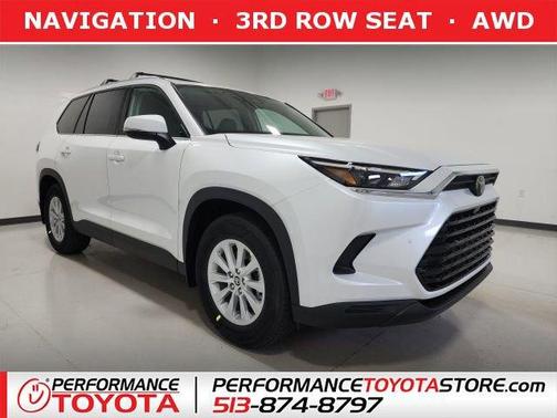 Wind Chill Pearl 2026 Toyota Grand Highlander XLE