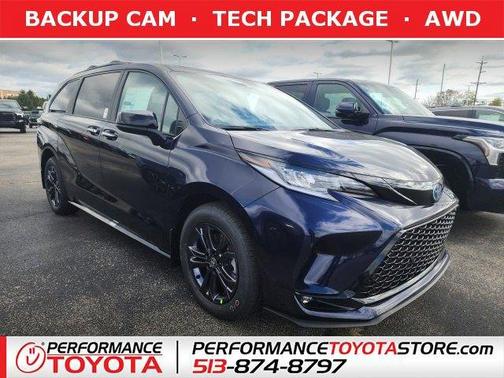 2025 Toyota Sienna XSE 7 Passenger