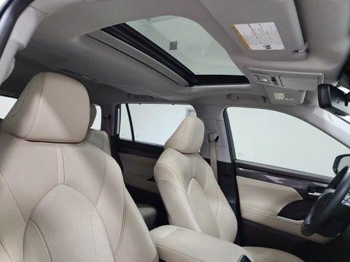 2020 Toyota Highlander Hybrid Limited