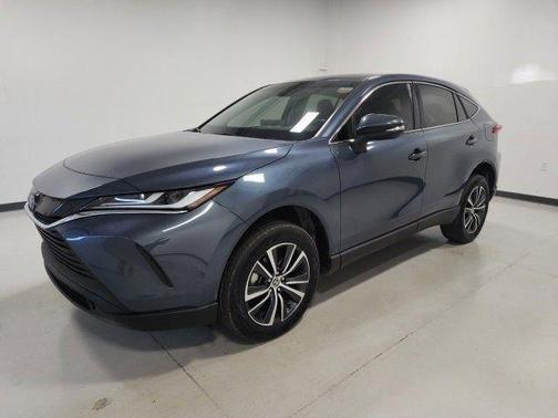 2023 Toyota Venza LE
