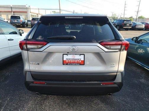 2025 Toyota RAV4 LE