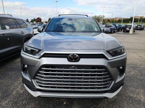 2026 Toyota Highlander 