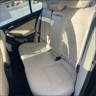 2017 Volkswagen Jetta 1.8T SEL