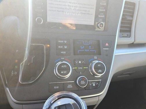 2020 Toyota Sienna L