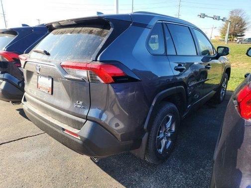 2025 Toyota RAV4 Hybrid LE