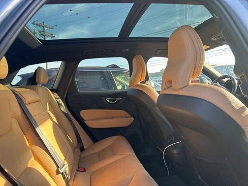 2019 Volvo XC60 T5 Momentum