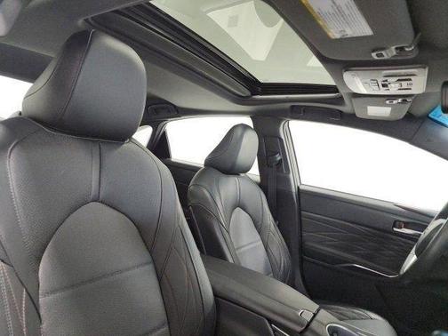 2022 Toyota Avalon Limited