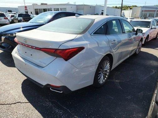 2022 Toyota Avalon Limited